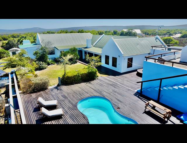 100,000M² FARM FOR SALE IN YZERFONTEIN RURAL